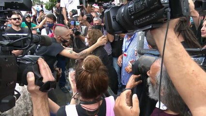 Греческая "Золотая заря" теряет представителя в Европарламенте