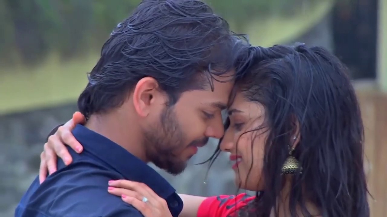 हे मना रे मना तिला सांगना | Phulpakharu Honeymoon Song | Hruta Durgule & Yashoman Apte | DK Status