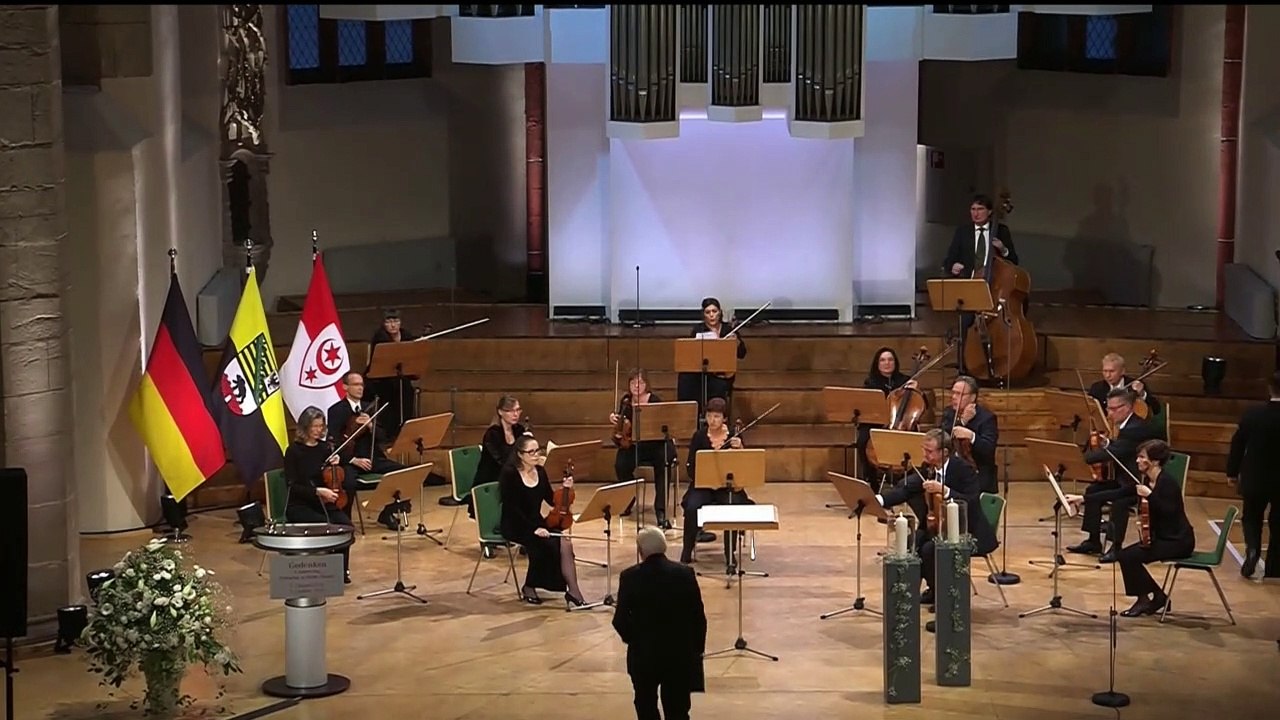 Halle-Gedenken: Steinmeier verurteilt Anschwellen von Antisemitismus