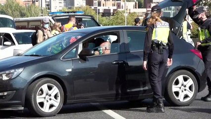 Se disparan contagios por covid-19 en Europa y España decreta el estado de alarma en Madrid