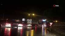 Bursa’da yağış nedeniyle kilometrelerce kuyruk oluştu