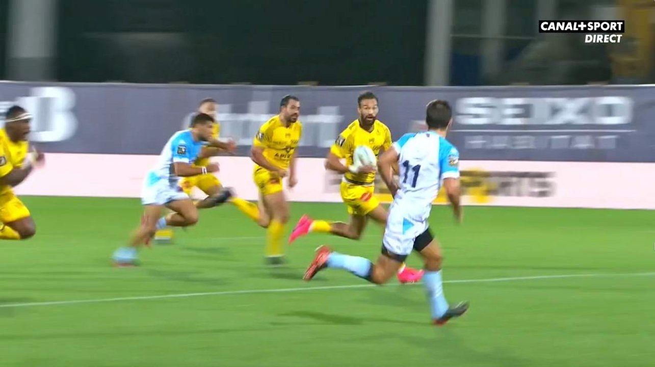 La fusée Dillyn Leyds traverse la défense de Bayonne pour inscrire un bel essai