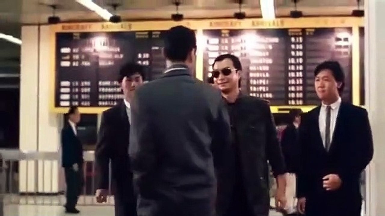 【香港警匪片】1988年電影《江湖接班人》戲裡幾場激烈 熱血的槍戰畫面 令觀眾過足戲癮