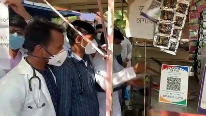 इंटर्न चिकित्सकों ने चाय की थड़ी पर बनाई चाय, आमजन को चाय पिलाकर बताया अपना दर्द