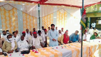 मैनपुरी: सपाईयों ने पूर्व सांसद का किया सम्मान