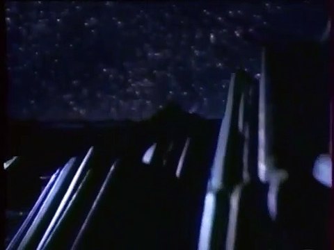 Publicité pour l'attraction Space Mountain de DisneyLand Paris datant de 1995