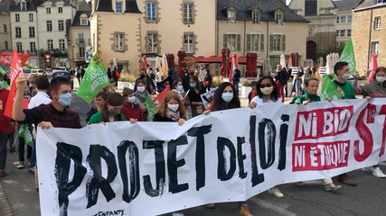 Plus de 700 personnes contre la loi bioéthique
