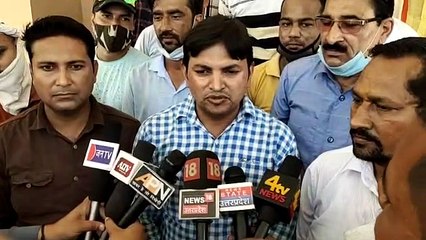 ब्राह्मण समाज के लोगो ने ज्ञापन देकर मृतक राजकुमार शर्मा के परिजनों को मुआवजा ओर नौकरी देने की मांग की