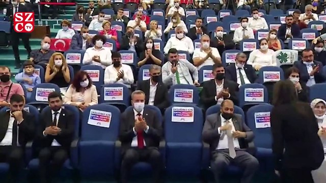 Davutoğlu'ndan hükümete sert tepki