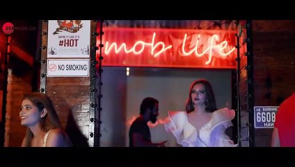 Tu Zaheen Hai - Official Music Video - Himanshu Jain ft Manya Pathak