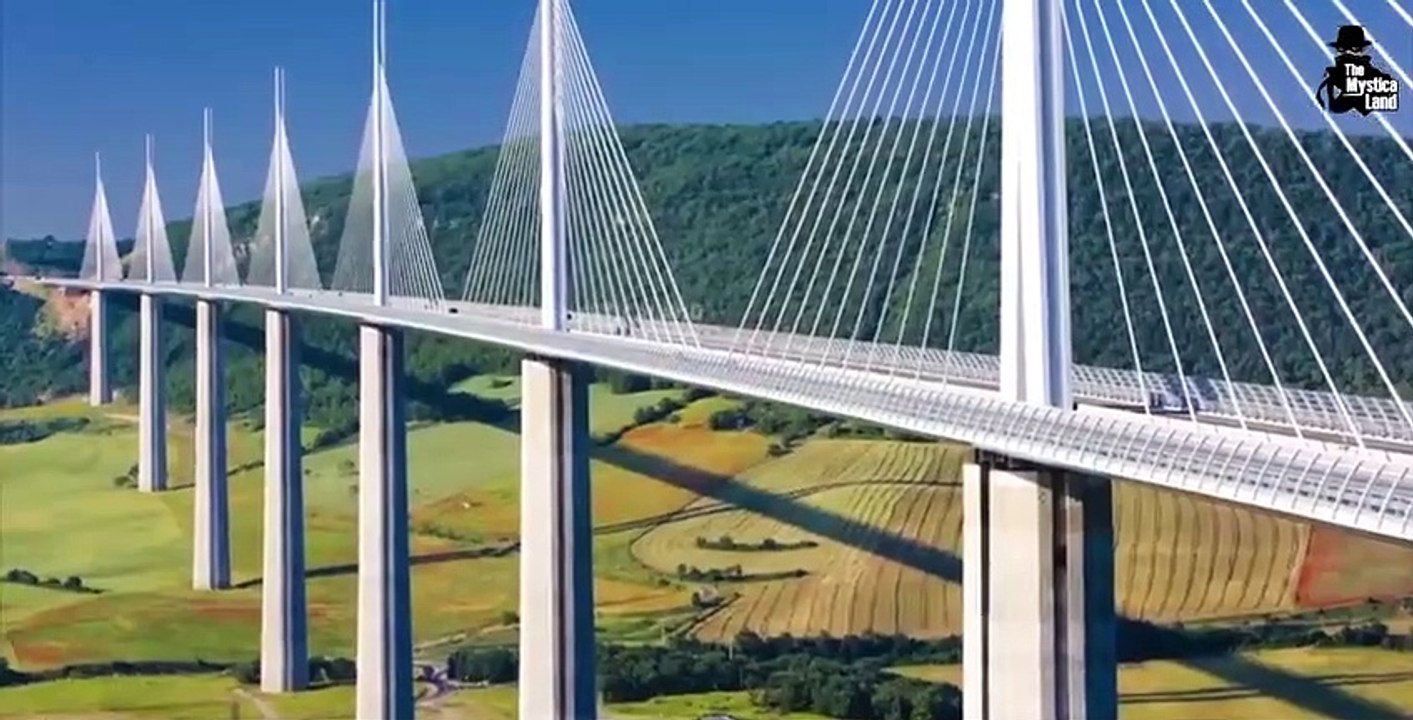 हैरान रह जाएंगे जब देखेंगे कैसे बनते हैं पानी पर पुल! | How are Bridges built on Water?