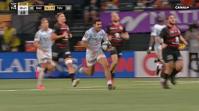 Le jeune Donovan Taofifenua dépose toute la défense du Stade Toulousain