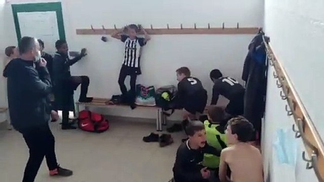 Chant victorieux des U13A après leur 2 victoires le 10/10/20 !!!