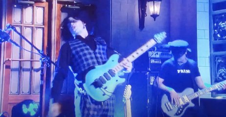 Jack White : Eddie Van Halen Tribute on SNL + Lazaretto