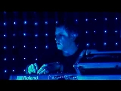 GUS GUS - NEED IN ME