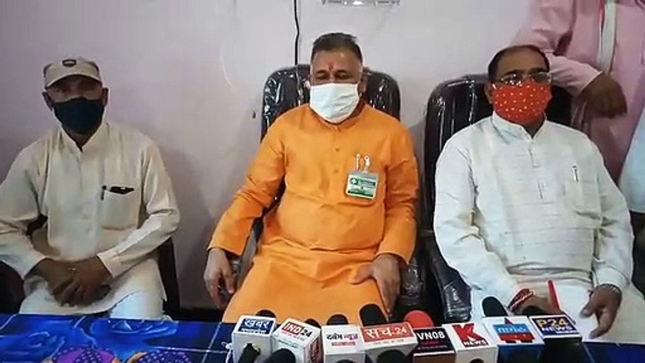 तिलावद मैना गांव पहुंचे स्कूल राज्य शिक्षामंत्री परमार, पंचायत भवन का किया लोकार्पण