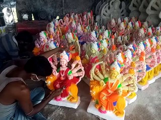 कोरोनाकाल में मूर्तियों का धंधा चौपट, पेट पालना हो रहा मुश्किल