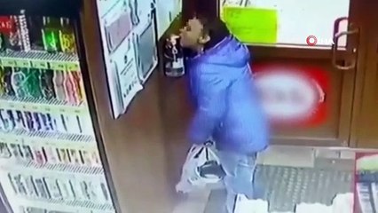 - Rusya'da market müşterisi su içer gibi dezenfektan içti