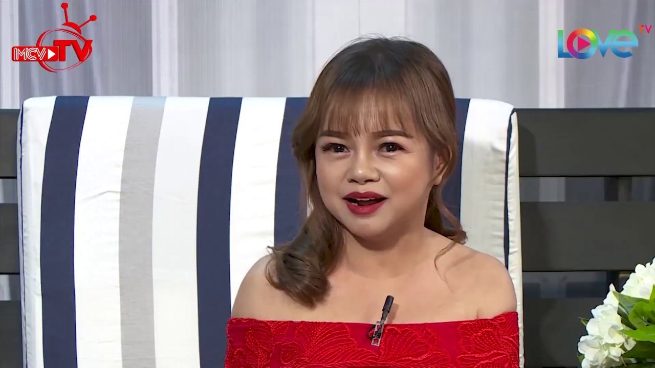 Hai chị em TÝ HON xinh như búp bê có giọng hát NGỌT LỊM vào tim nhưng lại phải nói dối tuổi thật