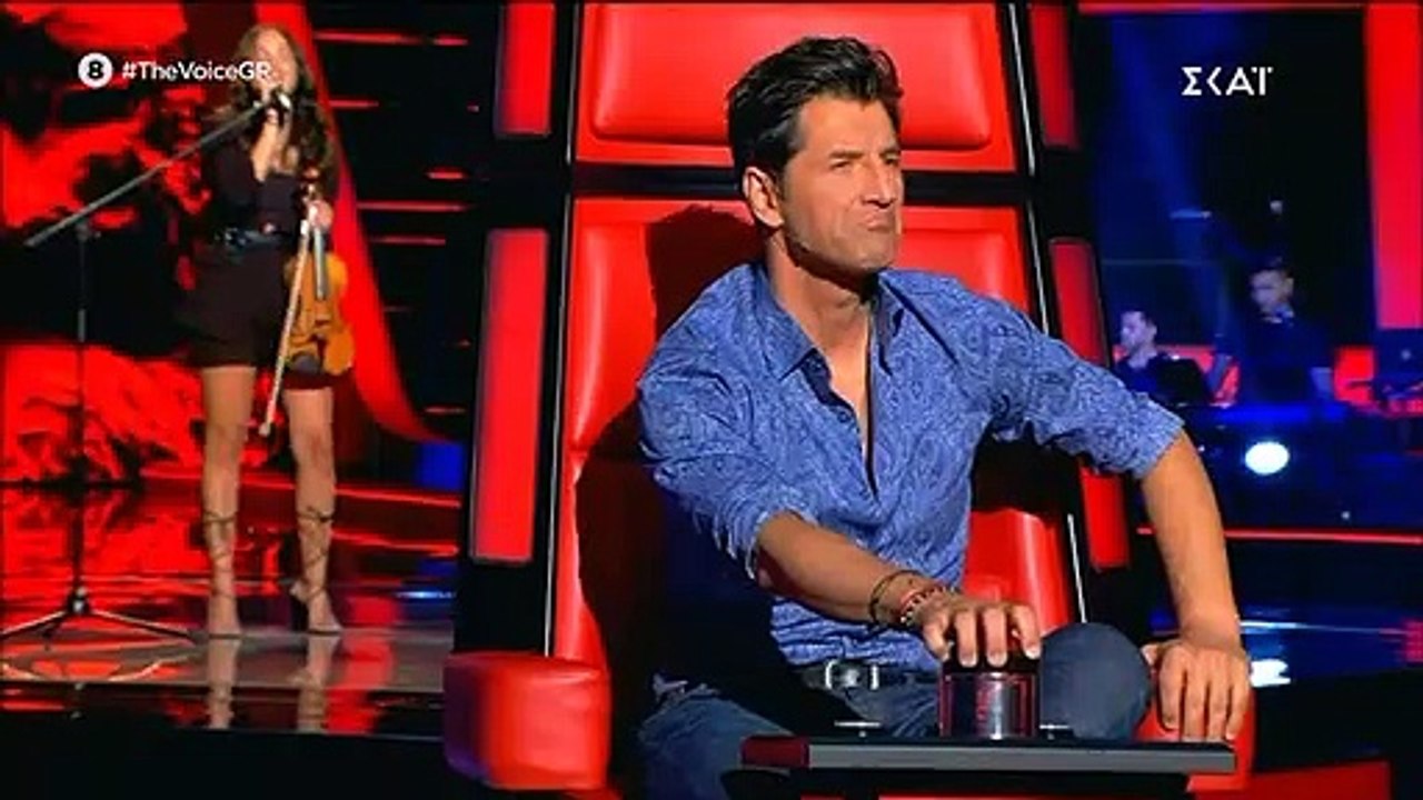 The Voice: Μουζουράκης και Ρουβάς μονομάχησαν τ...