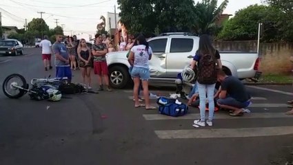 Três veículos batem em cruzamento no Bairro Bela Vista