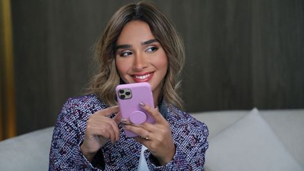 فيديوشوت: هلا عبدالله تستمتع بتسوق تصاميم لويس فويتون عبر الإنترنت