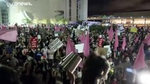 Zehntausende protestieren gegen Netanjahu