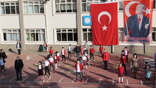 Yüz yüze eğitimde ikinci aşama başladı