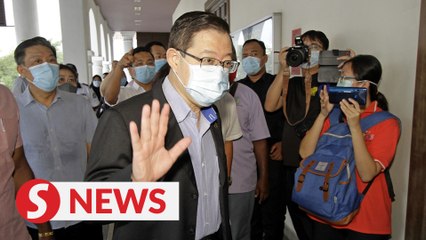 Скачать видео: Prosecution to amend two charges against Guan Eng in Penang undersea tunnel case