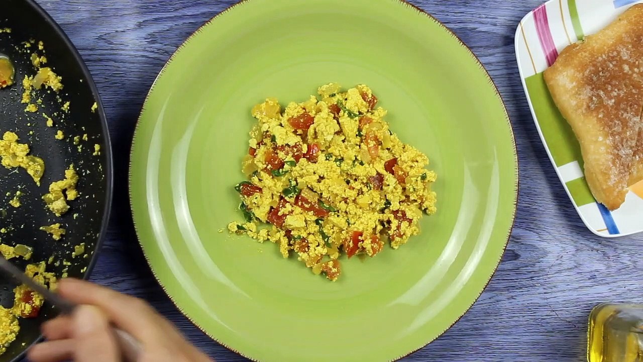 How to make VEGAN SCRAMBLED EGGS -  Vegan Breakfast Recipes x 2
