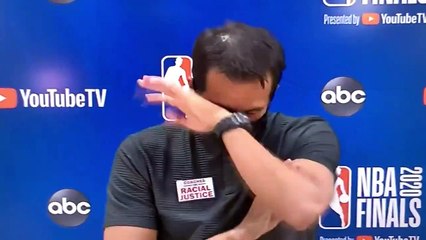 Erik Spoelstra en larmes après la défaite du Heat