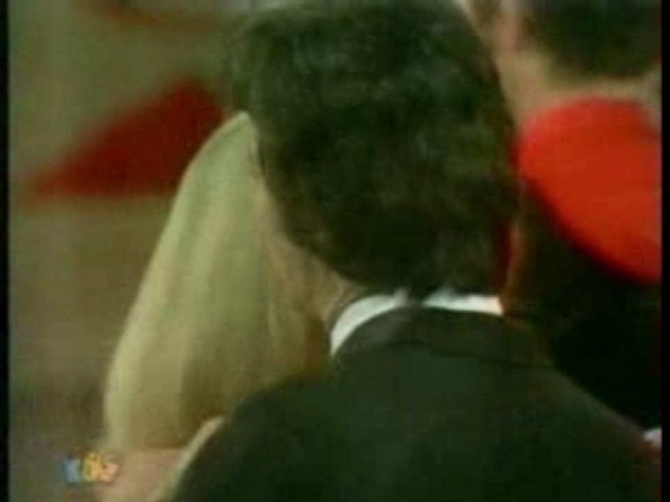 Guy Bedos & Sophie Daumier - La Drague