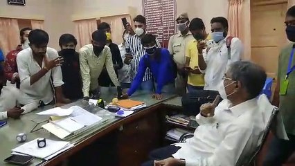 जेएनवीयू में छात्रसंघ ने किया विरोध प्रदर्शन