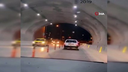 İstanbul trafiğinde direksiyondaki bebek şoför grenleri şaşırttı