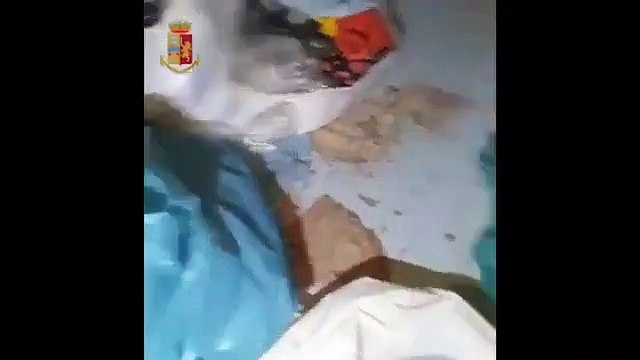 Napoli - Prodotti contraffatti, maxi sequestro a Forcella (12.10.20)