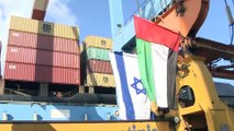 أول سفينة شحن محملة ببضائع من الإمارات ترسو في ميناء حيفا الإسرائيلي