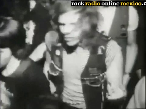 Iron Maiden - Phantom Of The Opera (Live 1980)