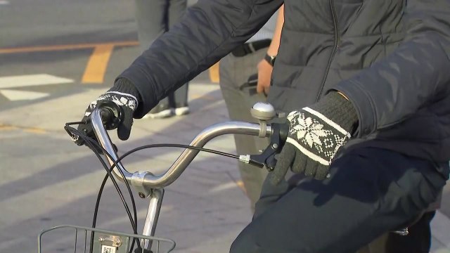 [날씨] 찬 바람 '쌩쌩'...오늘 아침 올가을 가장 쌀쌀 / YTN