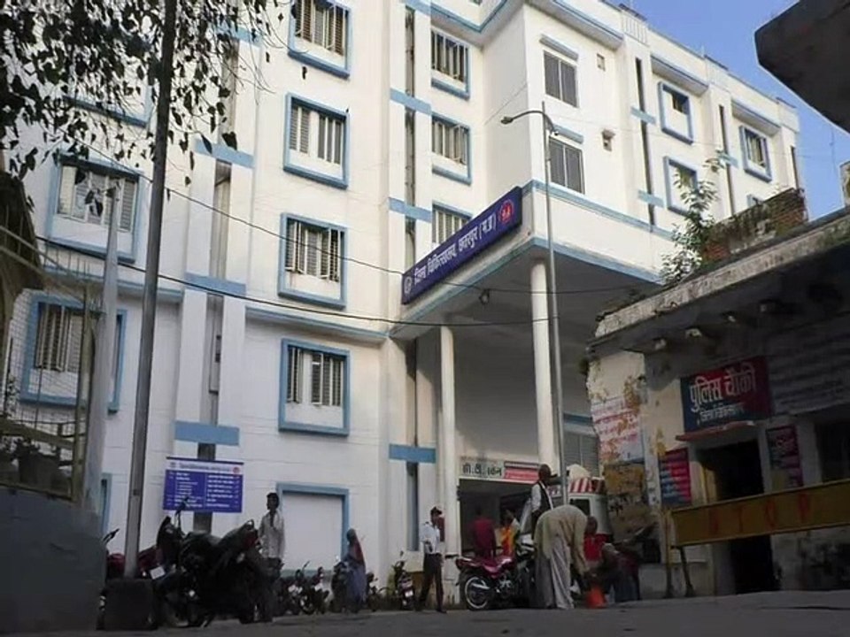 जिला अस्पताल में माड्यूलर ऑपरेशन थियेटर का सिवि...