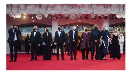 “It’s Important to All of Us That Our Conversations Reflect What’s Going On”—How the Digital Red Carpet is Changing Celebrity Fashion
