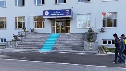 İkna edilen 2 örgüt mensubu teslim oldu