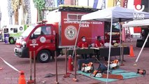 Bomberos unificados realizan exhibición de extinción de incendio