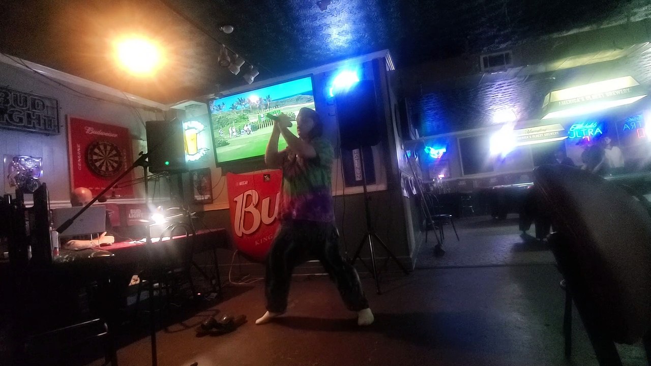 KARAOKE - Sepultura - Orgasmatron (Motörhead Cover)