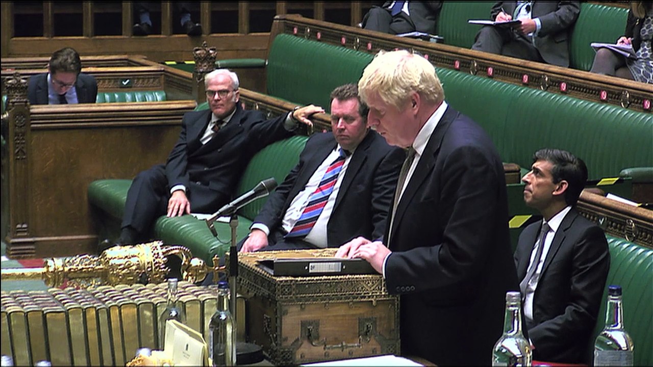 Háromfokozatú készültségi rendszert vezetett be az Egyesült Királyság