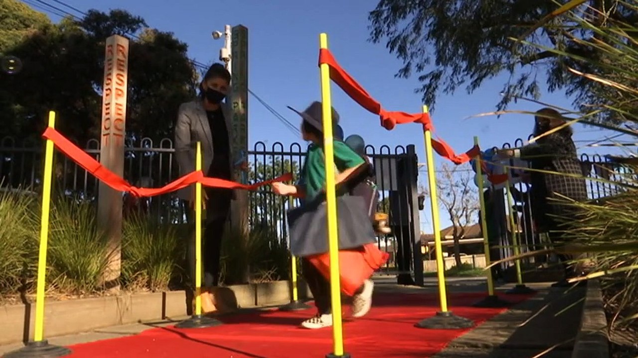 Students across Melbourne return to school