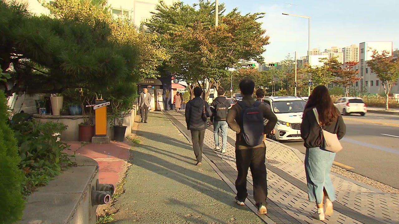 [날씨] 맑지만 찬 바람 불어...큰 일교차 주의 / YTN