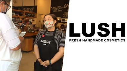 Mesh Mask Karen Can’t Go Inside a Lush Store in Idaho