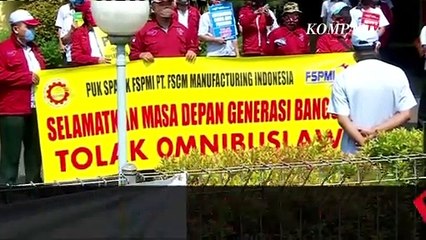 Prabowo: Kita Coba Dulu UU Cipta Kerja, Jika Tak Bagus Gugat ke MK
