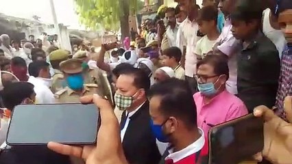 अंतिम संस्कार से इंकार, हंगामा, पांच घंटे चली मान मनौव्वल