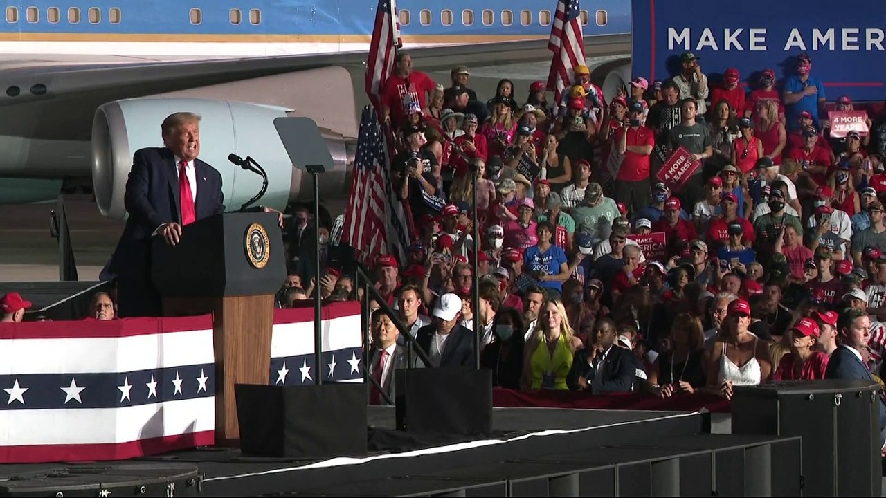 Trumps Comeback auf der Wahlkampfbühne: "Ich könnte alle küssen"